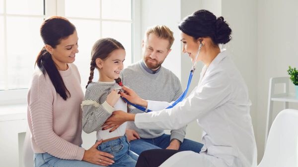 Προληπτικές εξετάσεις σε παιδιά από τη Euromedica