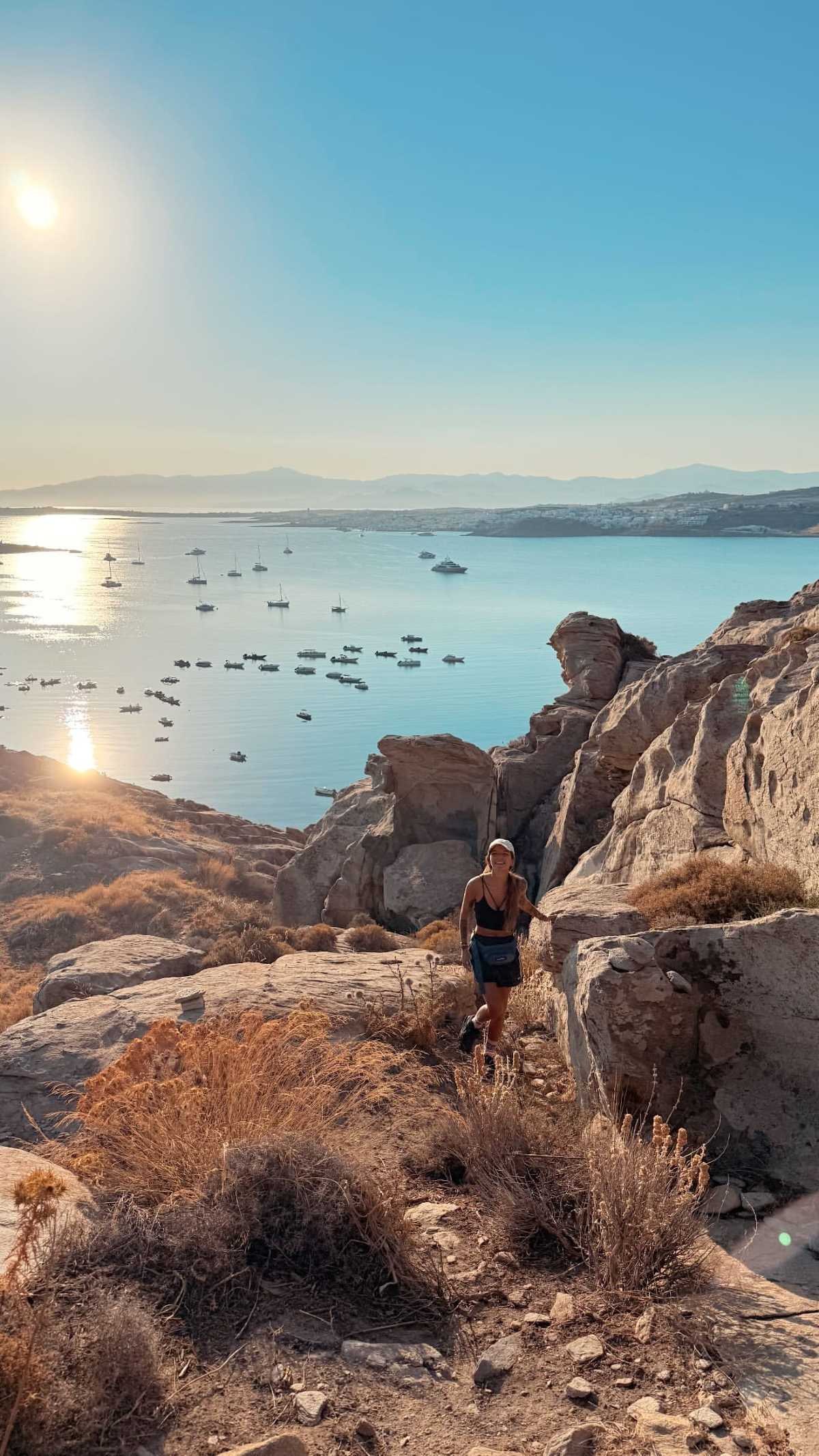 Η Εριέττα Κούρκουλου σε ορειβασία στην Πάρο