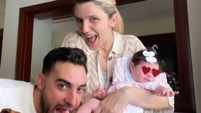 Η Ίλντα Κρόνι με τον σύζυγό της και την κόρη τους