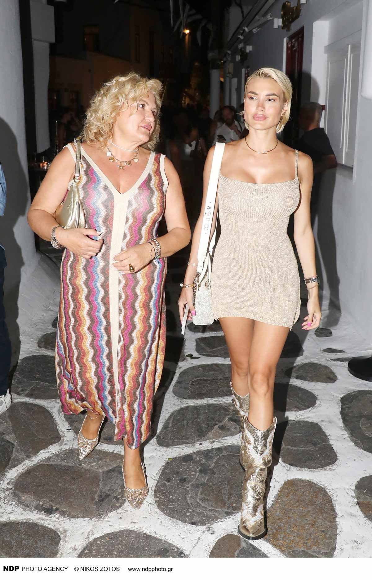 Η Αλεξάνδρα Παναγιώταρου με τη μάνα της