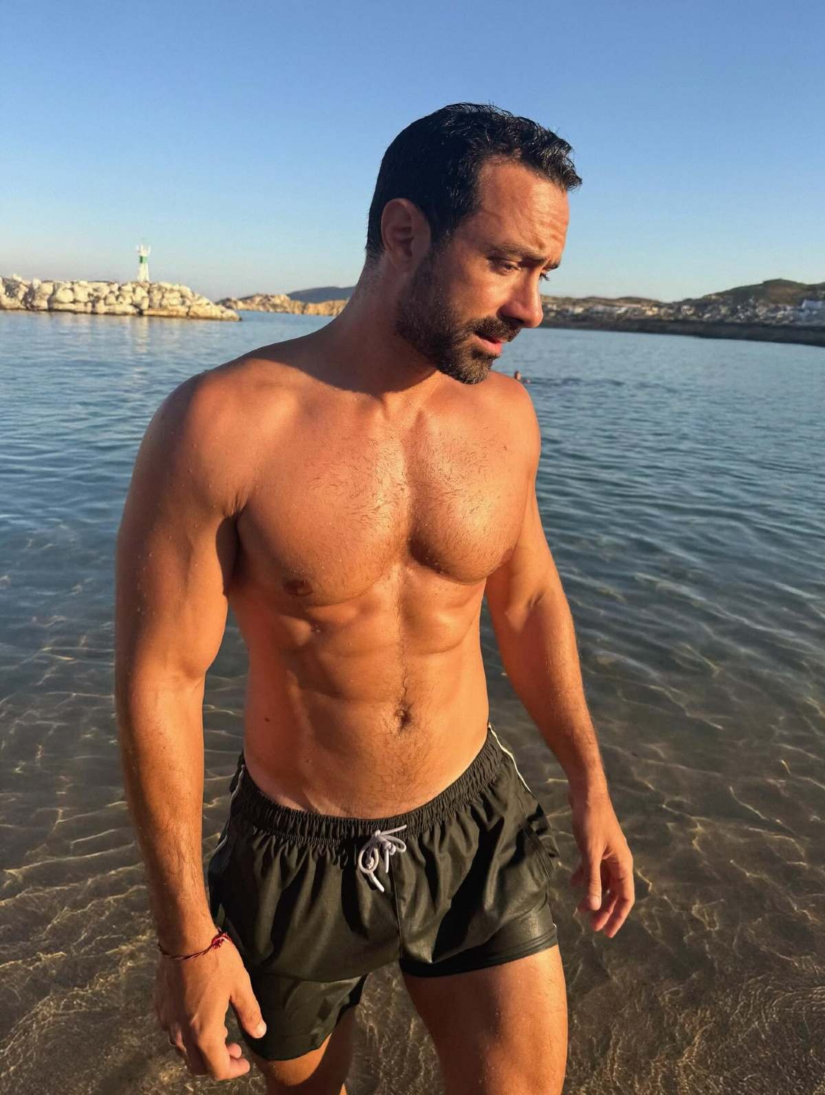 Ο Σάκης Τανιμανίδης στην Πάρο