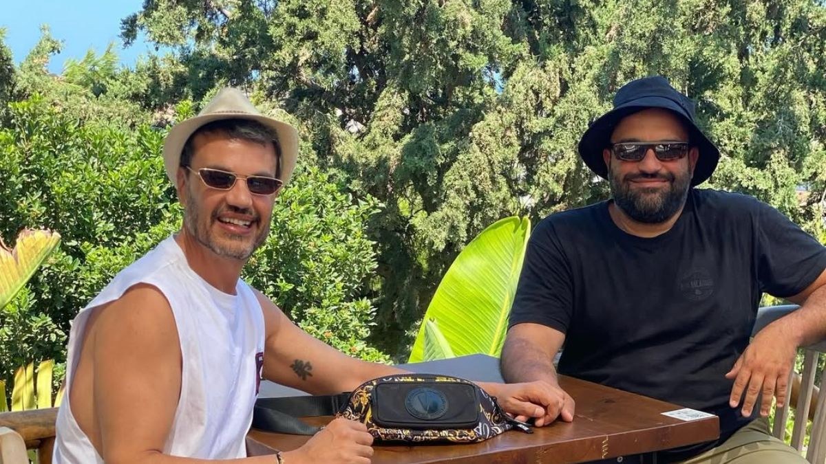 Ο Παντελής Τουτουντζής με τον σύζυγό του