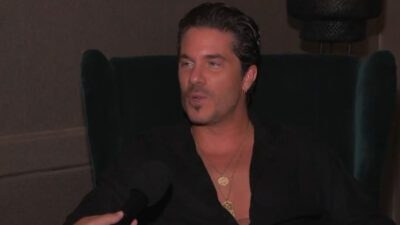 Νίκος Οικονομόπουλος