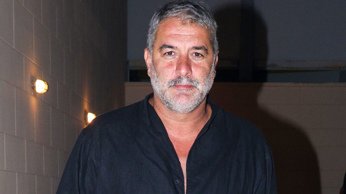 Ο Βασίλης Μπισμπίκης σε δημόσια έξοδό του