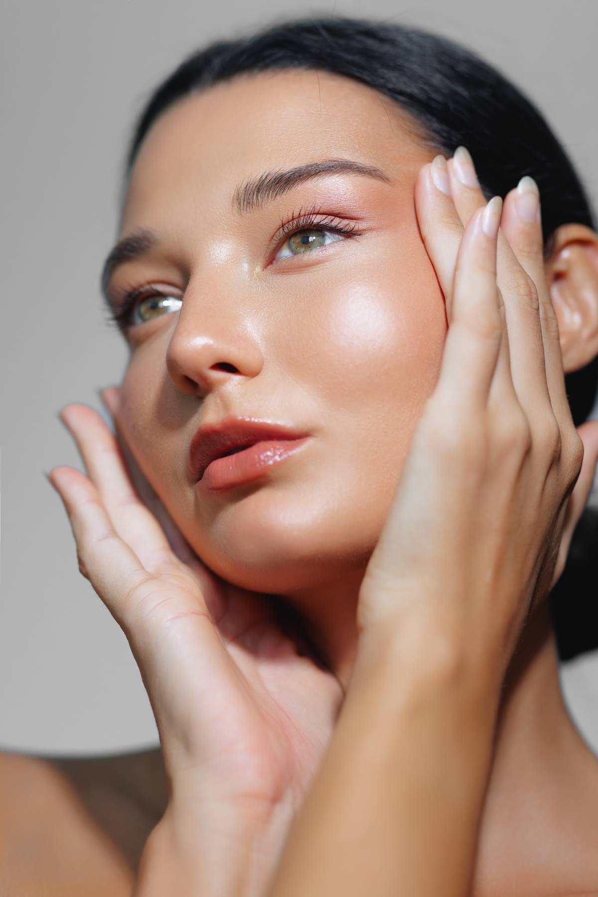 Medi Cosmetic dermapen πρόσωπο και σώμα