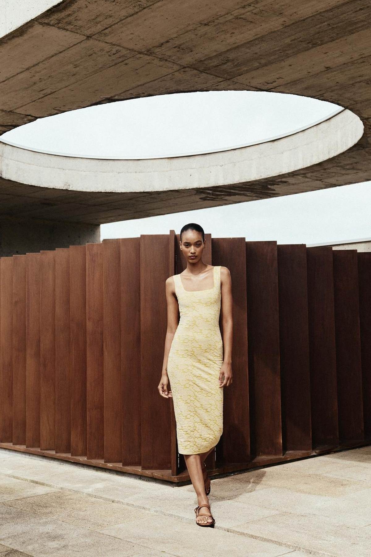 Zara φόρεμα