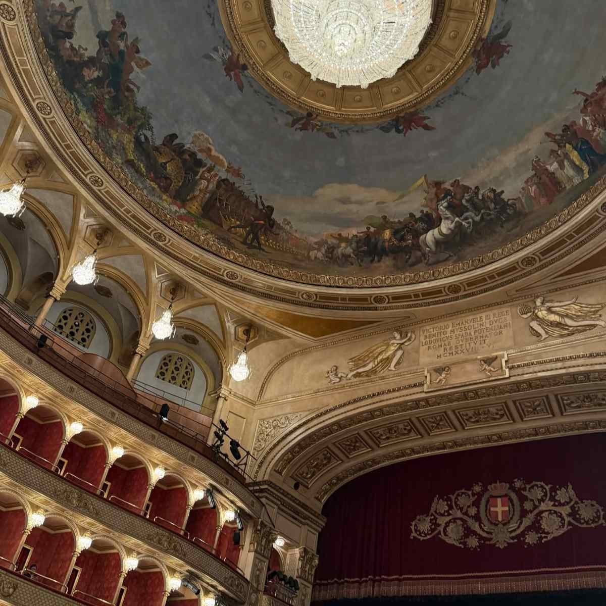 Καλομοίρα - Γιώργος Μπούσαλης: Ταξίδι στη Ρώμη για την επέτειο του γάμου τους (Φωτογραφίες)