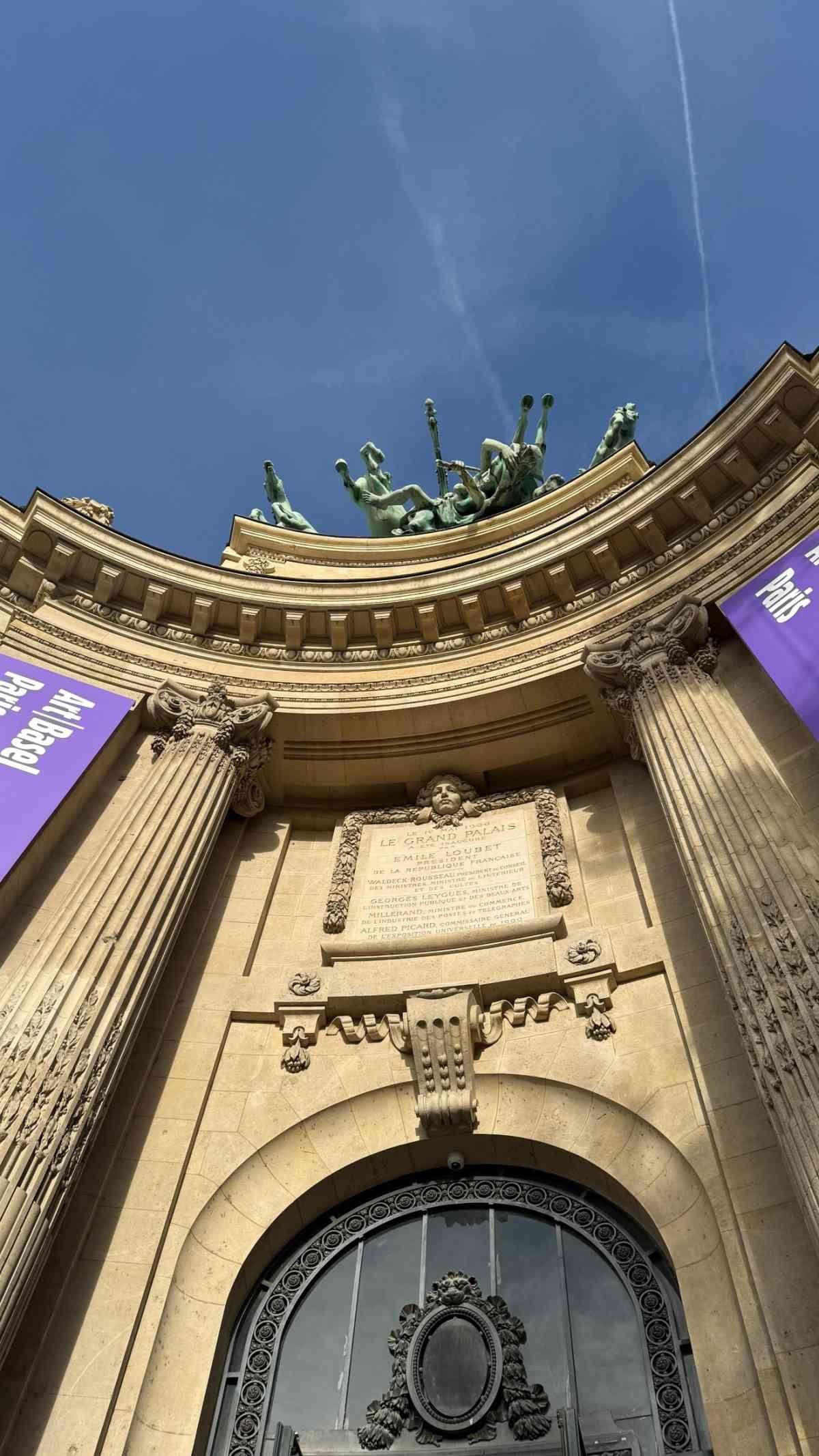 Καινούργιου - Κουτσουμπής: Ρομαντικό ταξίδι στο Παρίσι για το ζευγάρι (Φωτογραφίες)
