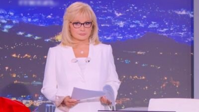 Αγγελική Νικολούλη Φως στο Τούνελ