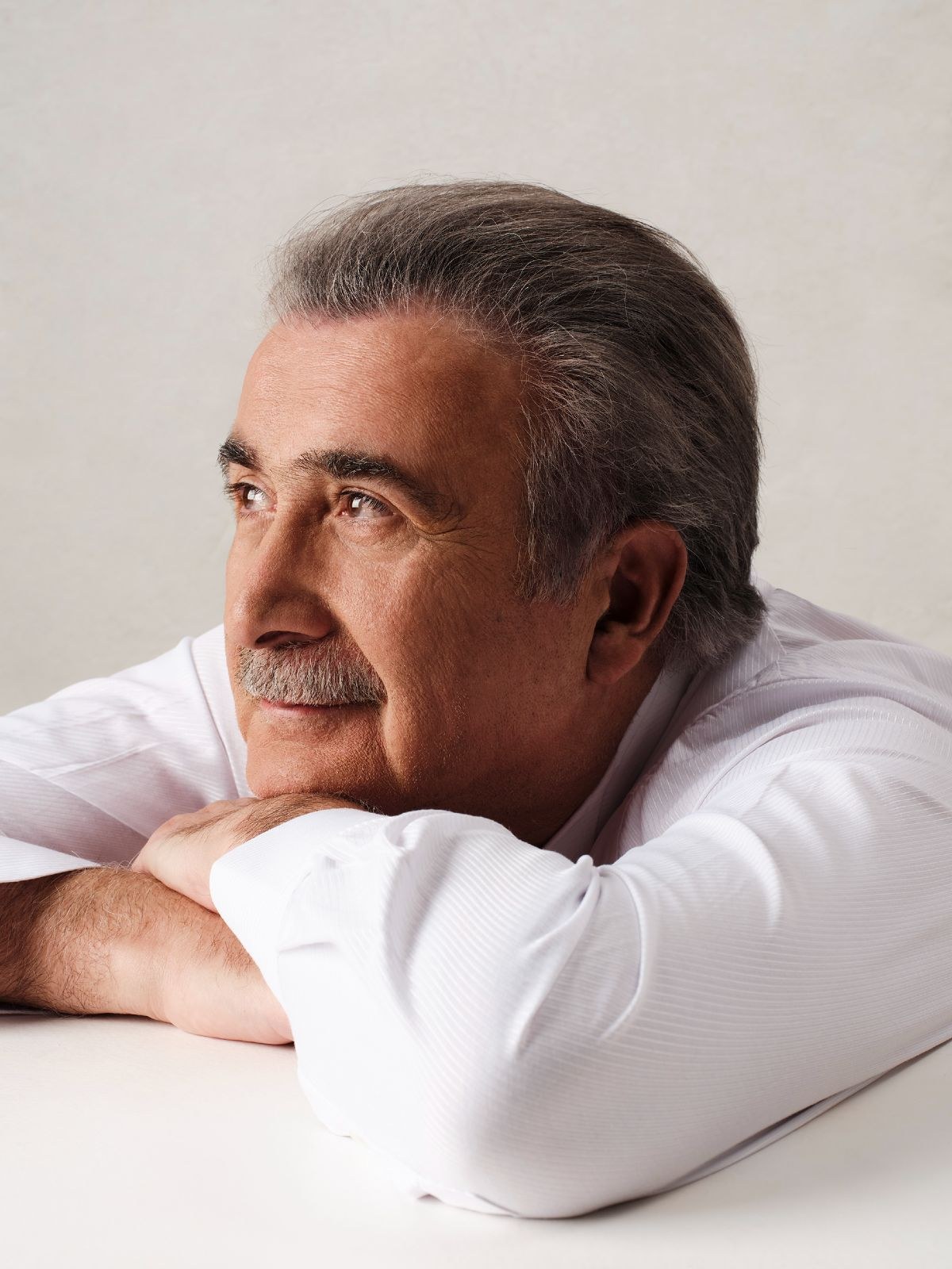 Λάκης Λαζόπουλος