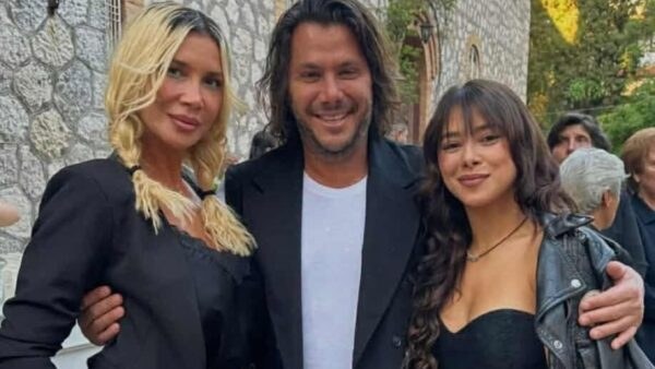 Η Πάολα με τον Φώτη Ζογλοπίτη και την Παολίνα