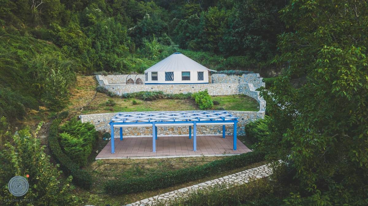 Abeliona Retreat 