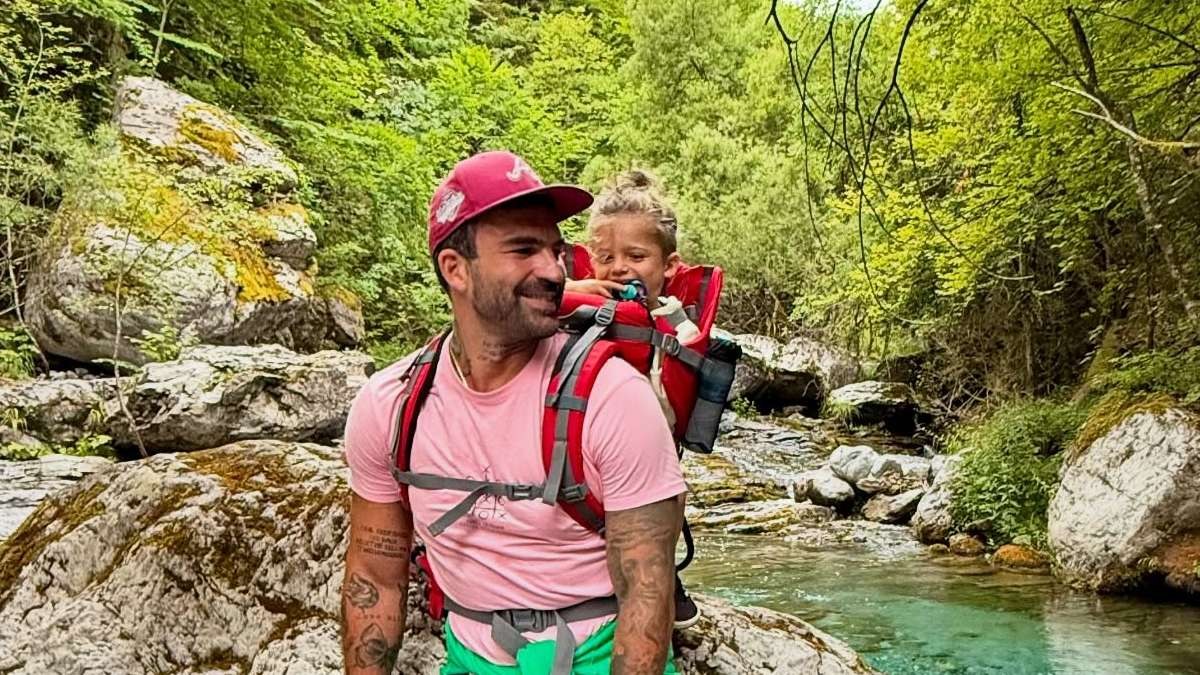 Ο Δημήτρης Αλεξάνδρου με τον γιο του