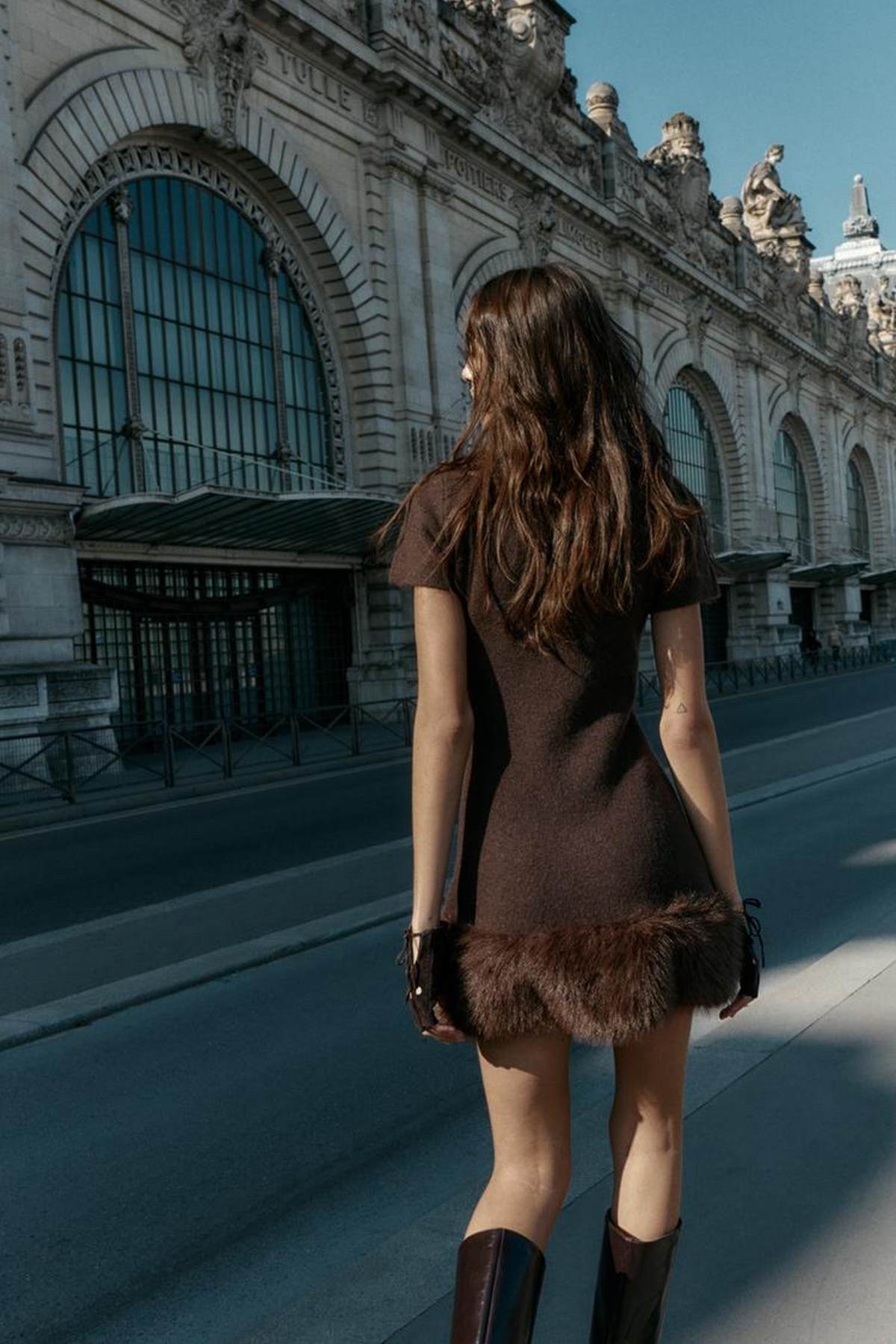 zara φόρεμα