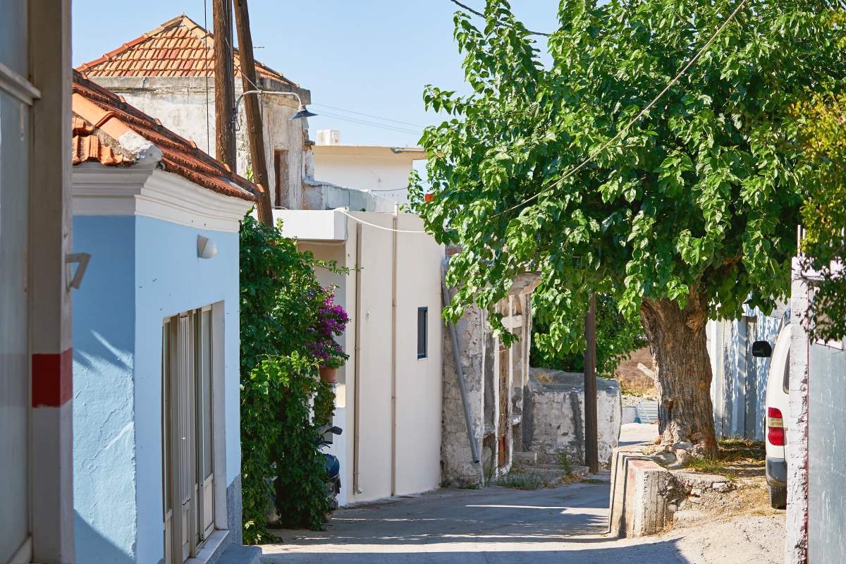 έμπωνας ρόδος