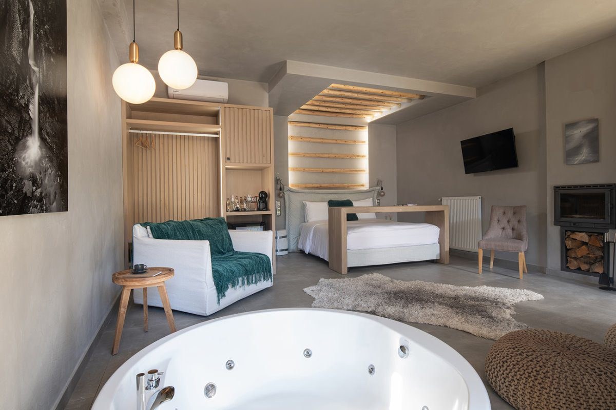 evora suites