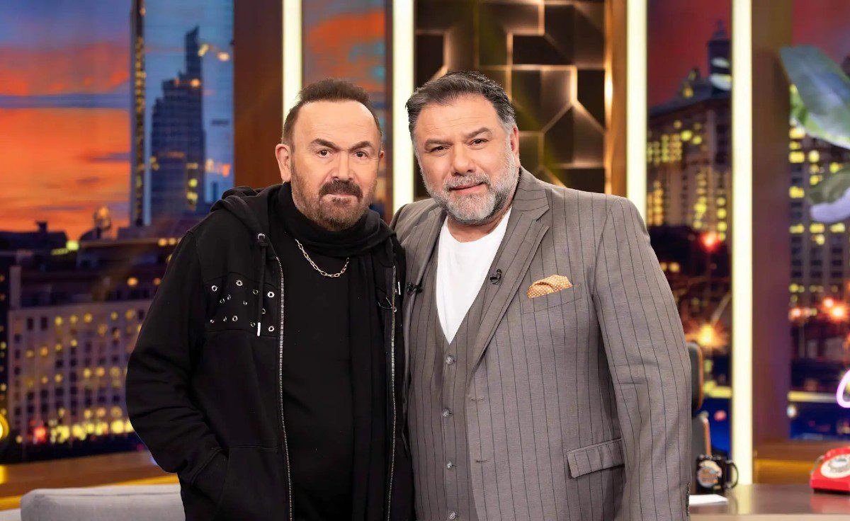 Ο Σταμάτης Γονίδης στο The 2Night Show