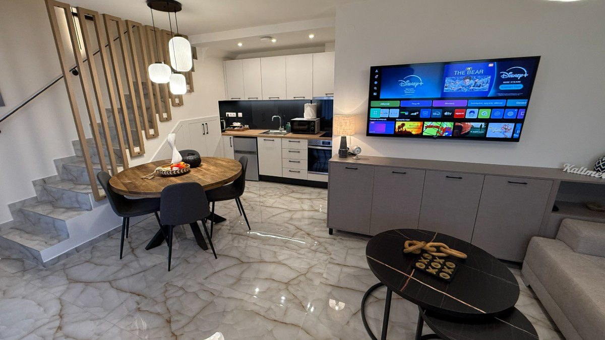 Hellenikon Suites
