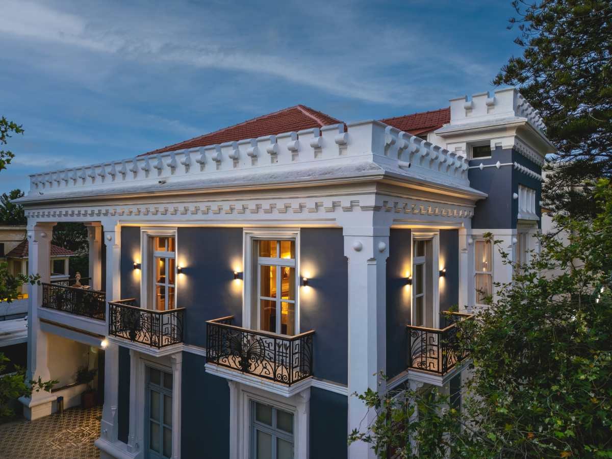 victoria mansion