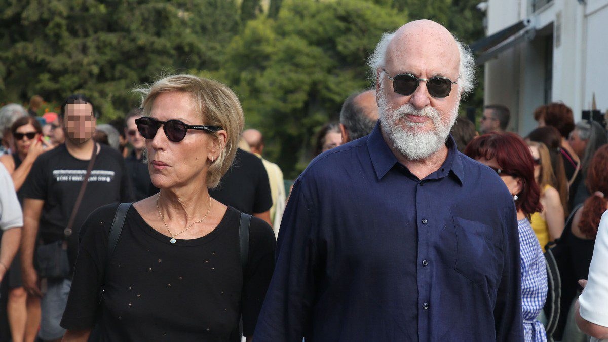 Ο Σαββόπουλος με την σύζυγό του