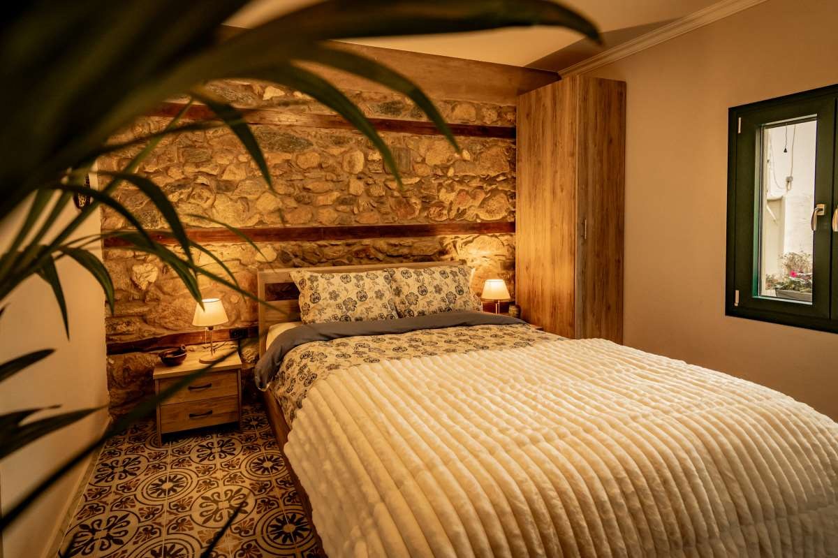 Sohos Traditional Home