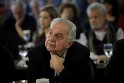 Αλέκος Φλαμπουράρης
