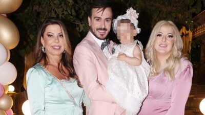 Η Άντζελα Δημητρίου με την κόρη της, Όλγα Κιουρτσάκη και τον Φώτη Λώση