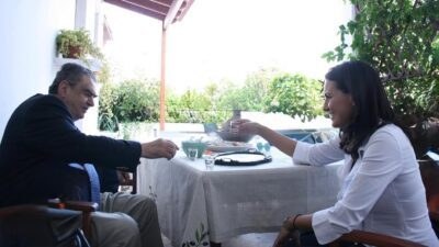 Βαρδής Βαρδινογιάννης, Όλγα Κεφαλογιάννη