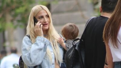 Η Ιωάννα Τούνη με τον μικρό Πάρη