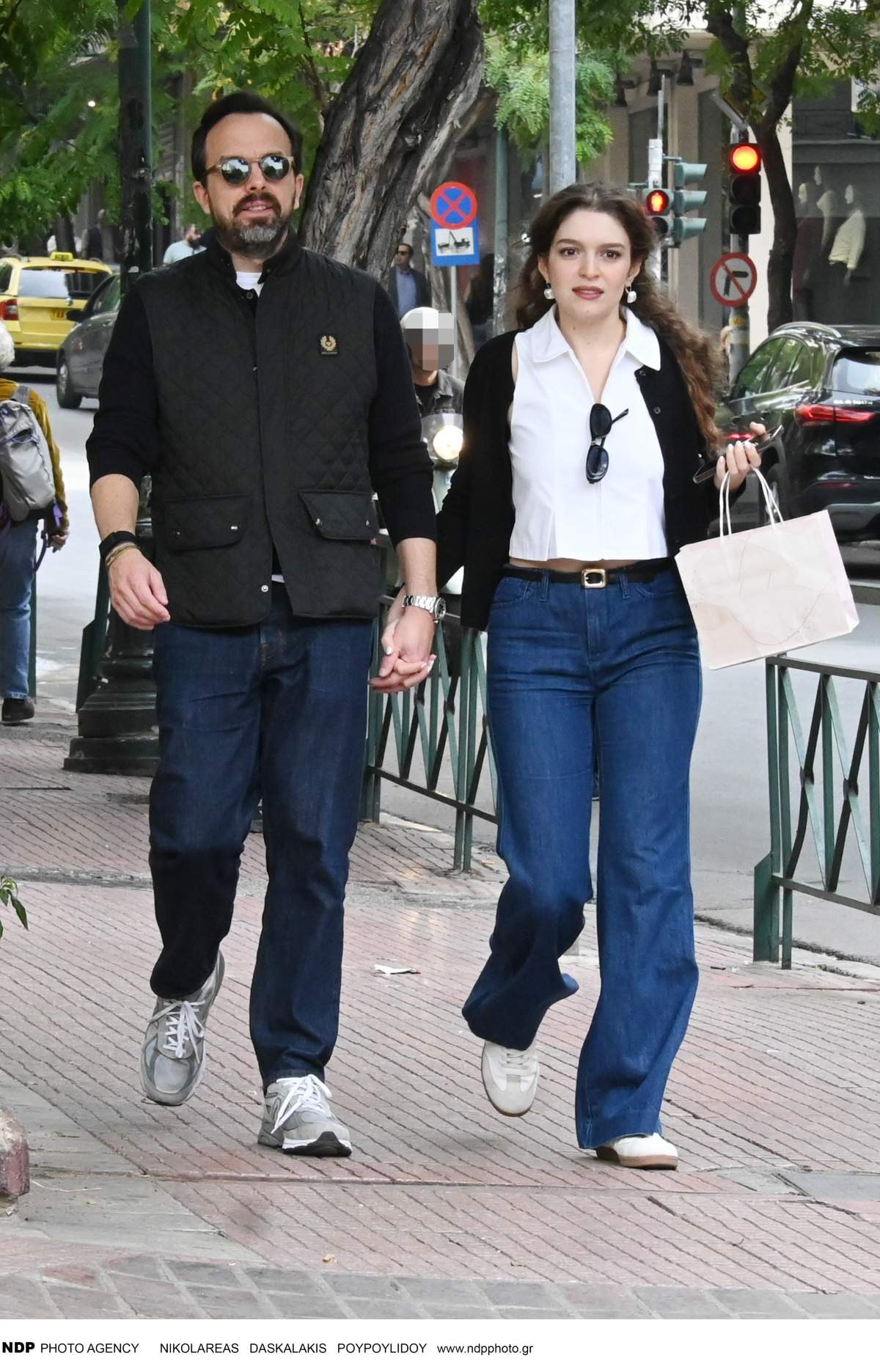 Η Καλλιόπη Χάσκα χέρι χέρι με τον σύντροφό της στο Κολωνάκι