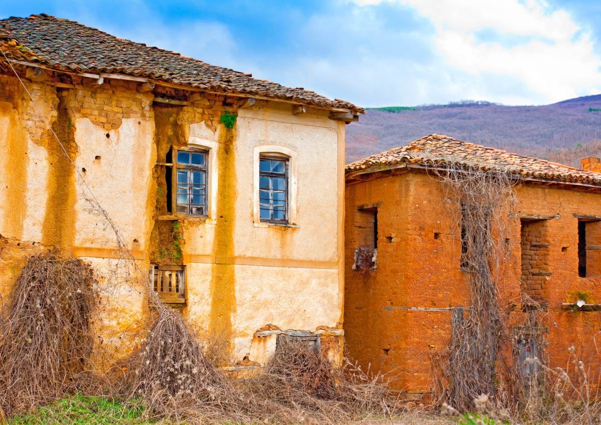 κόκκινα σπίτια