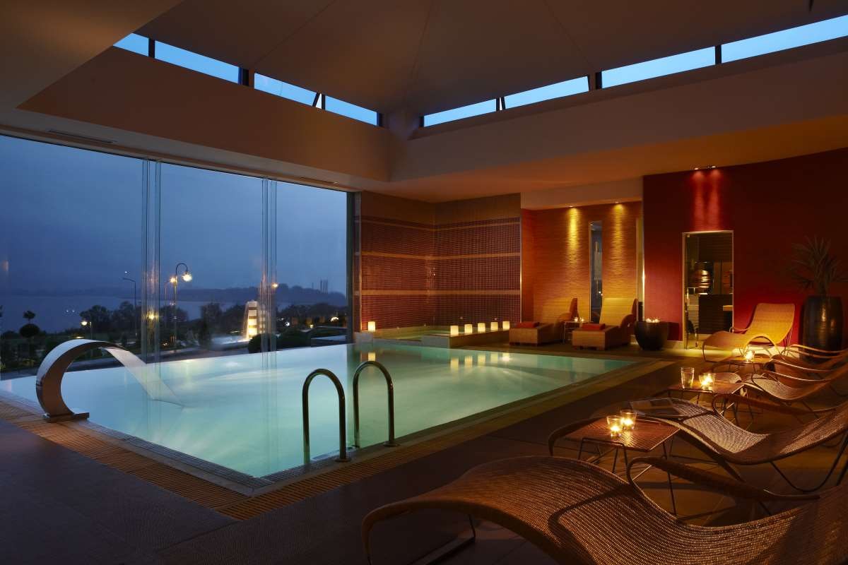 Limneon Hotel & Spa