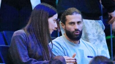 Η Δανάη Βαρθολομάτου και ο Κωνσταντίνος Βασάλος στο γήπεδο