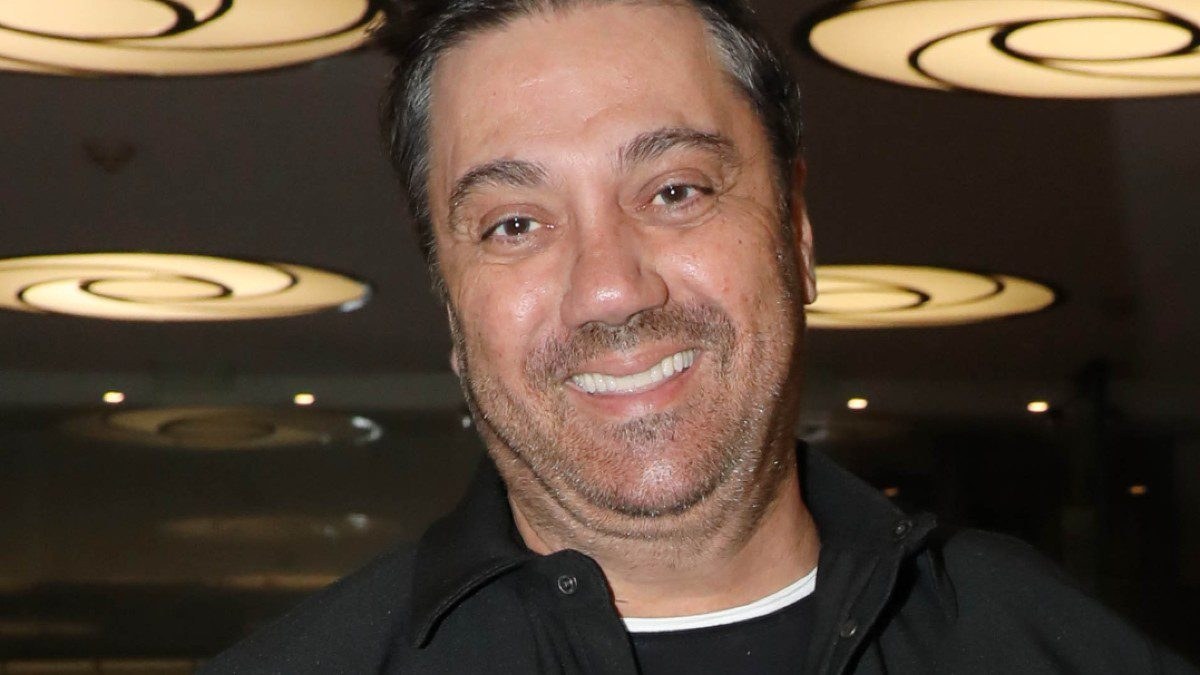 Ο Γιώργος Θεοφάνους σε δημόσια έξοδό του