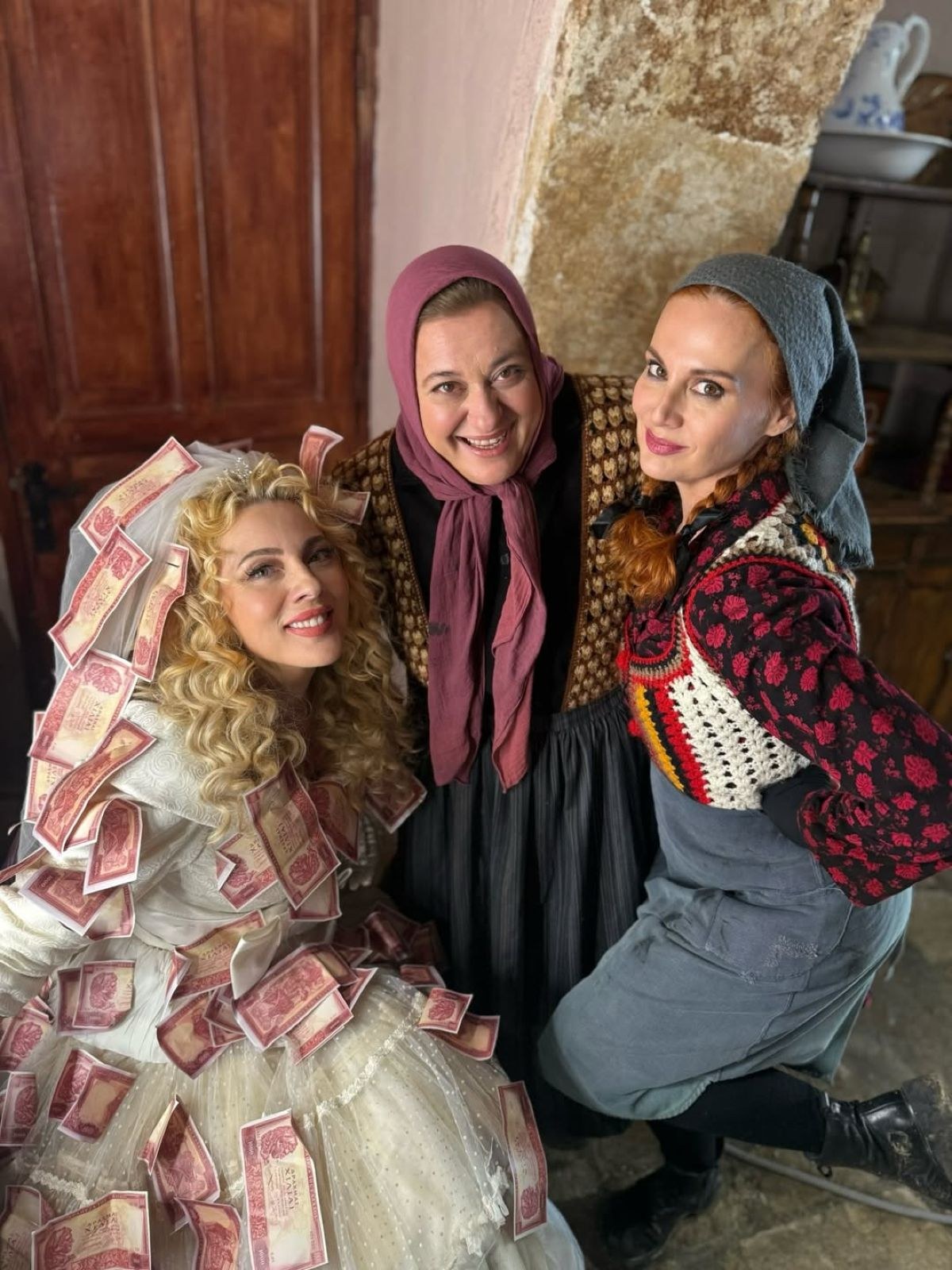 Η Ντάλια, η Ζουμπουλία κι η Αγγέλαπό το Παρά Πέντε