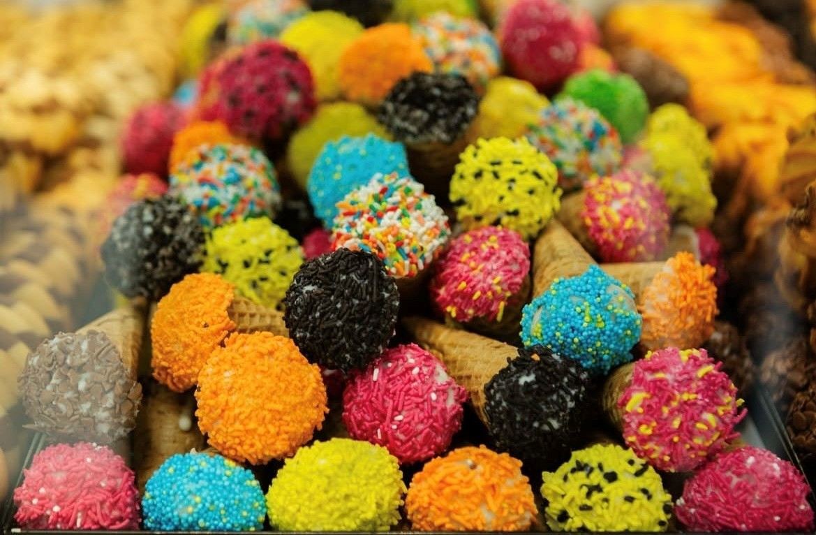 Kosmos Bakery
