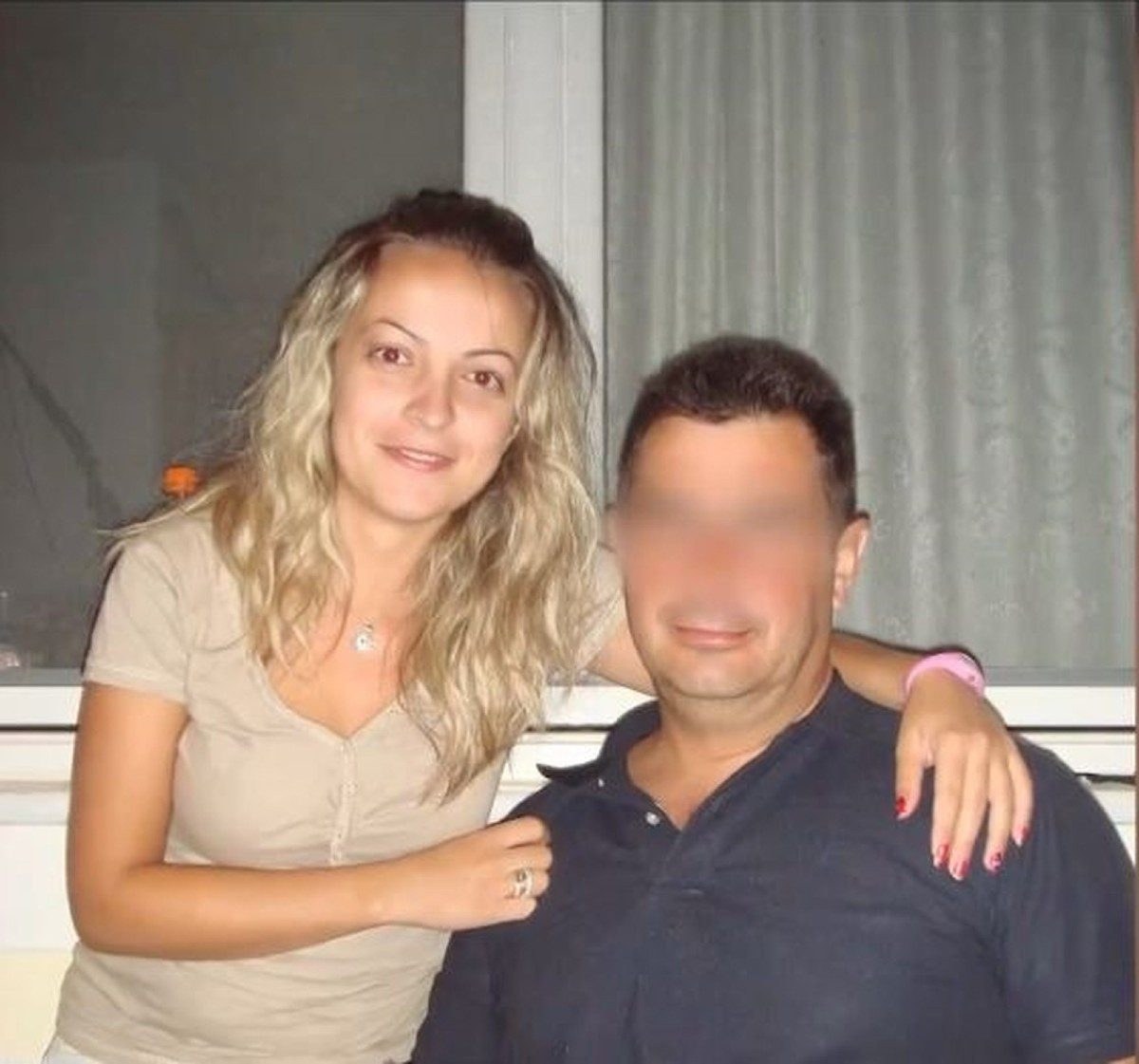 Έλενα Κατσαρού
