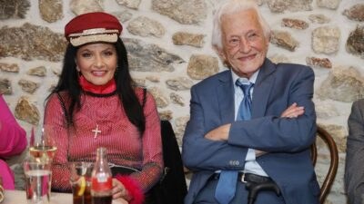 Ζωζώ Σαποντζάκη, Πύρρος Αναγνωστόπουλος