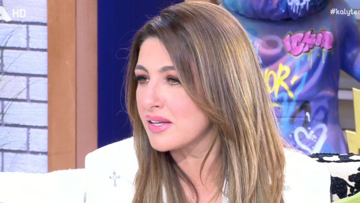 Έλενα Παπαρίζου: Άκρως αδυνατισμένη στο πλατό της Γερμανού - Μιλά πρώτη φορά για το πρόβλημα υγεία της