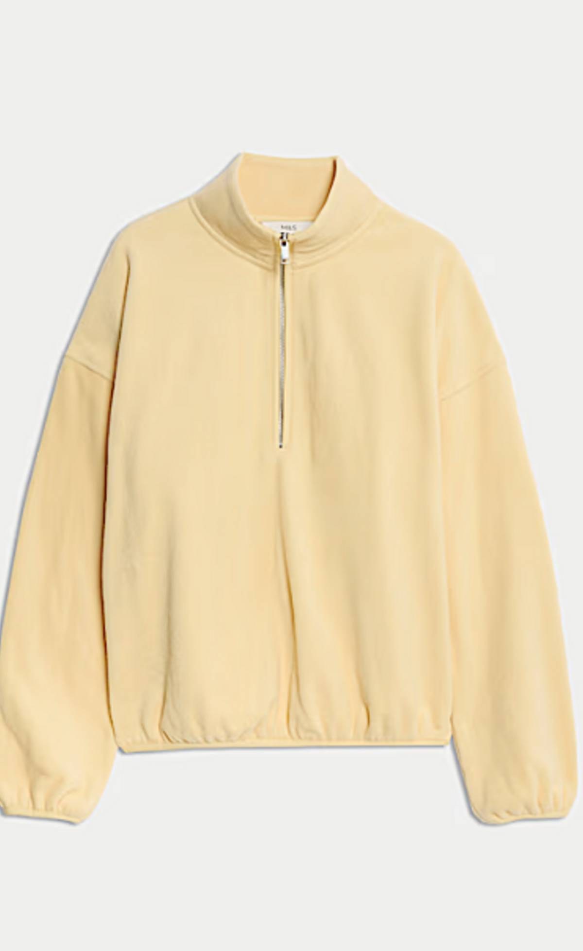 Trend Alert: Η Ηλιάνα Παπαγεωργίου φόρεσε το πιο κομψό basic item που κάθε it-girl έχει στην ντουλάπα του