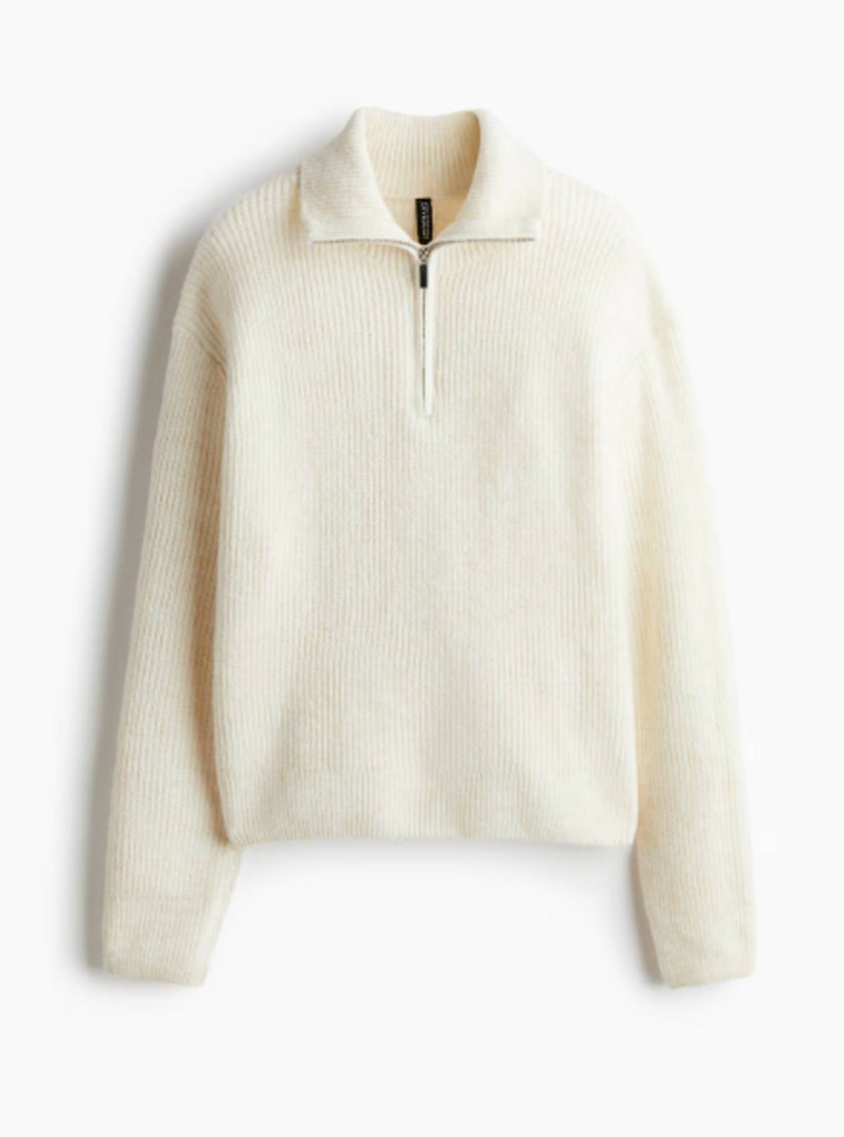 Trend Alert: Η Ηλιάνα Παπαγεωργίου φόρεσε το πιο κομψό basic item που κάθε it-girl έχει στην ντουλάπα του