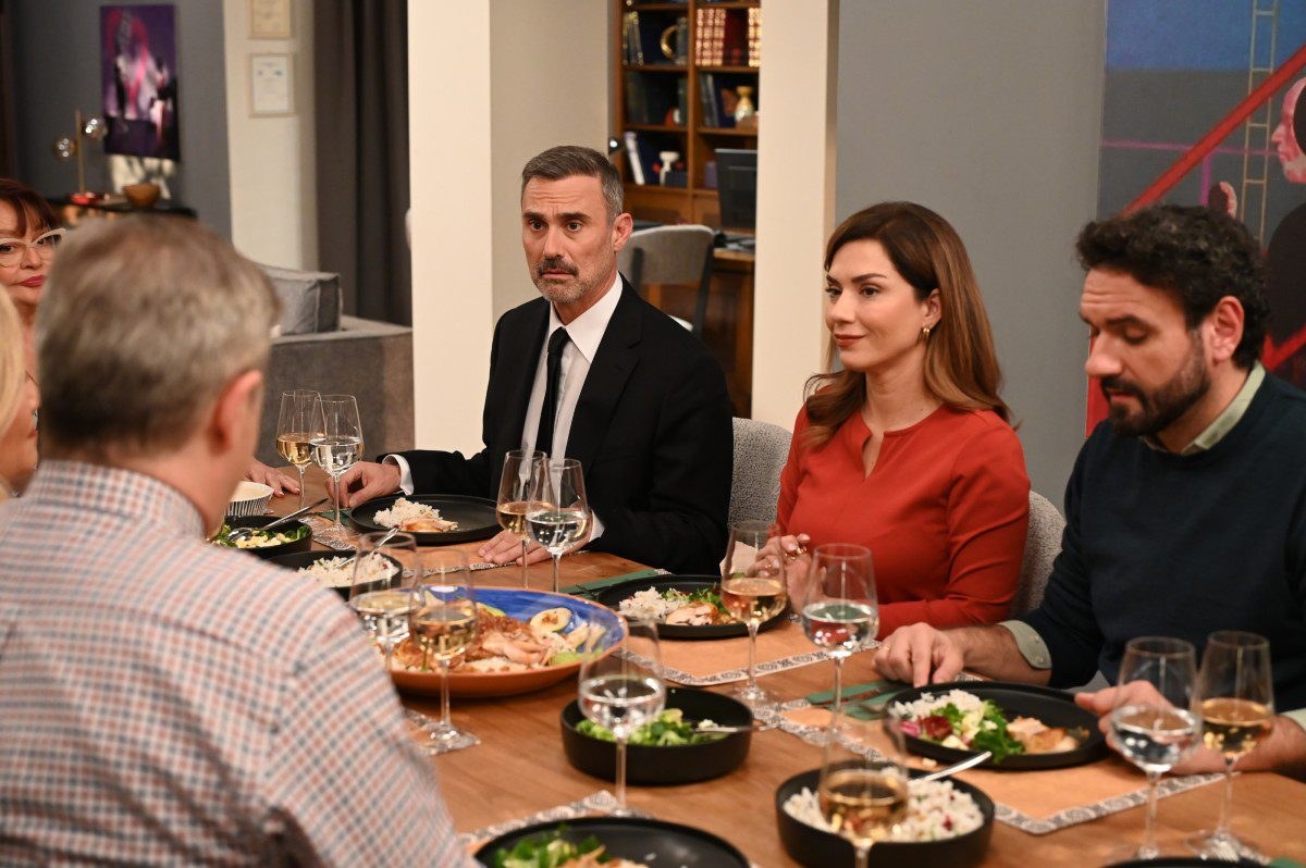 O Γιώργος Καπουτζίδης στο Σόι σου