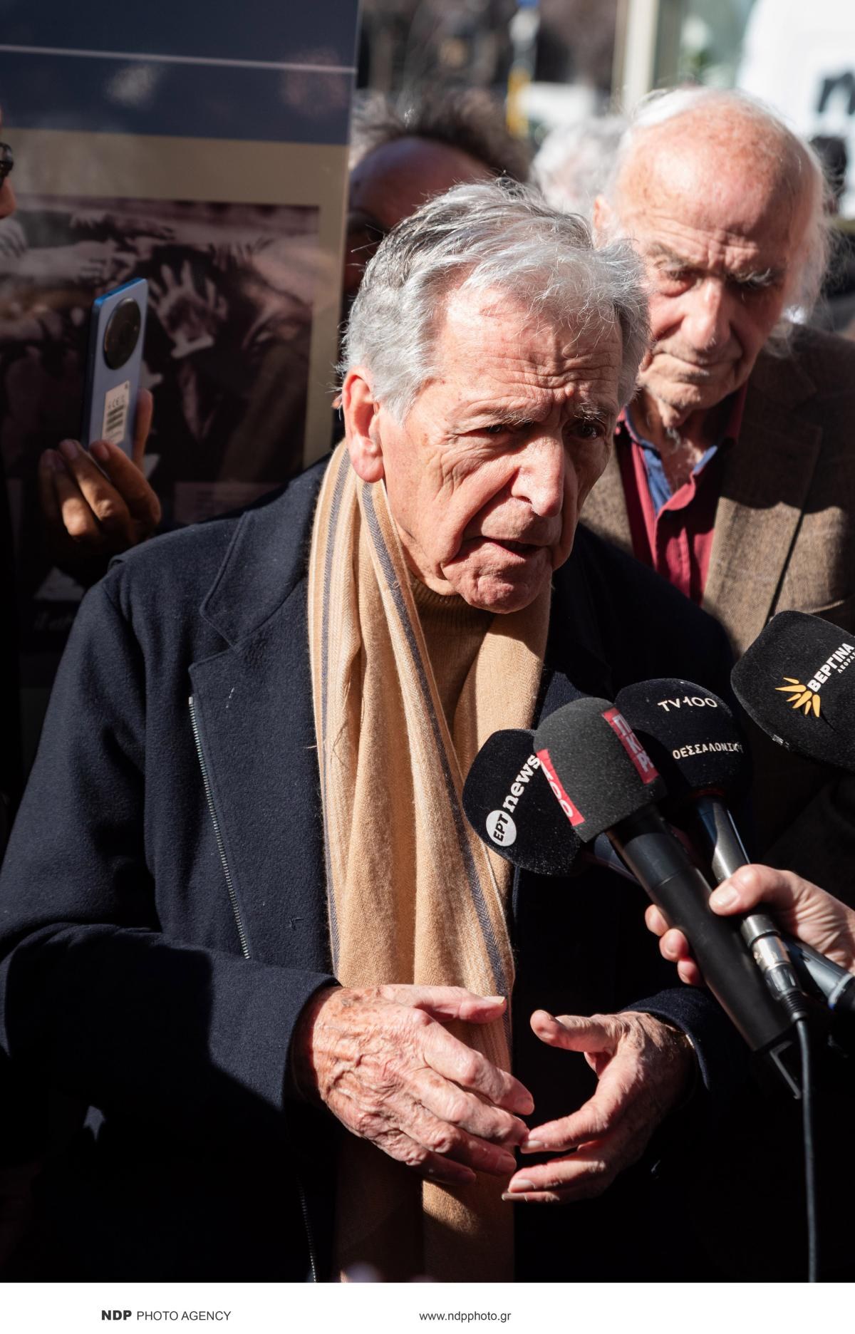 Κώστας Γαβράς