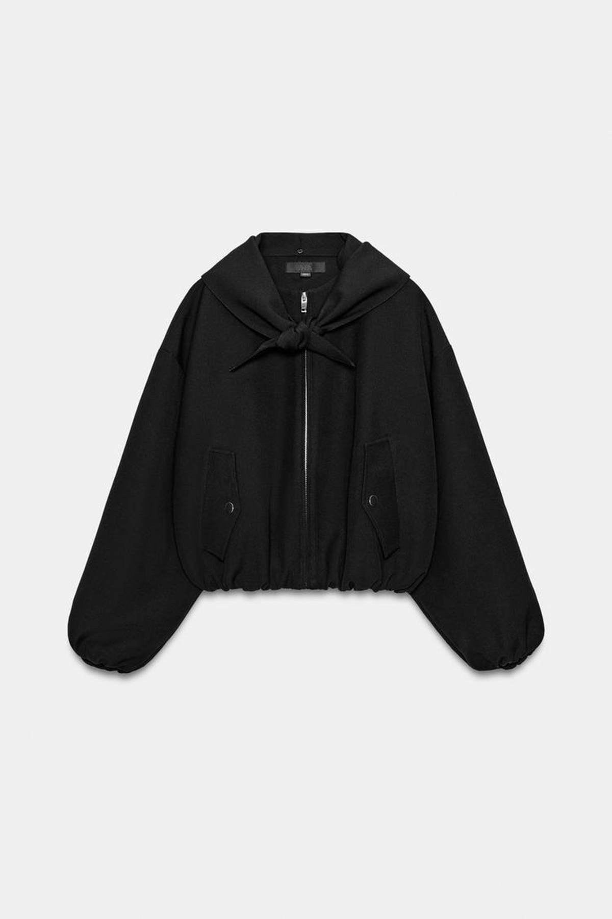 Style Alert: 5 μπουφάν Zara κάτω από 30 ευρώ που θα φοράς και την άνοιξη - Αληθινά «διαμαντάκια»