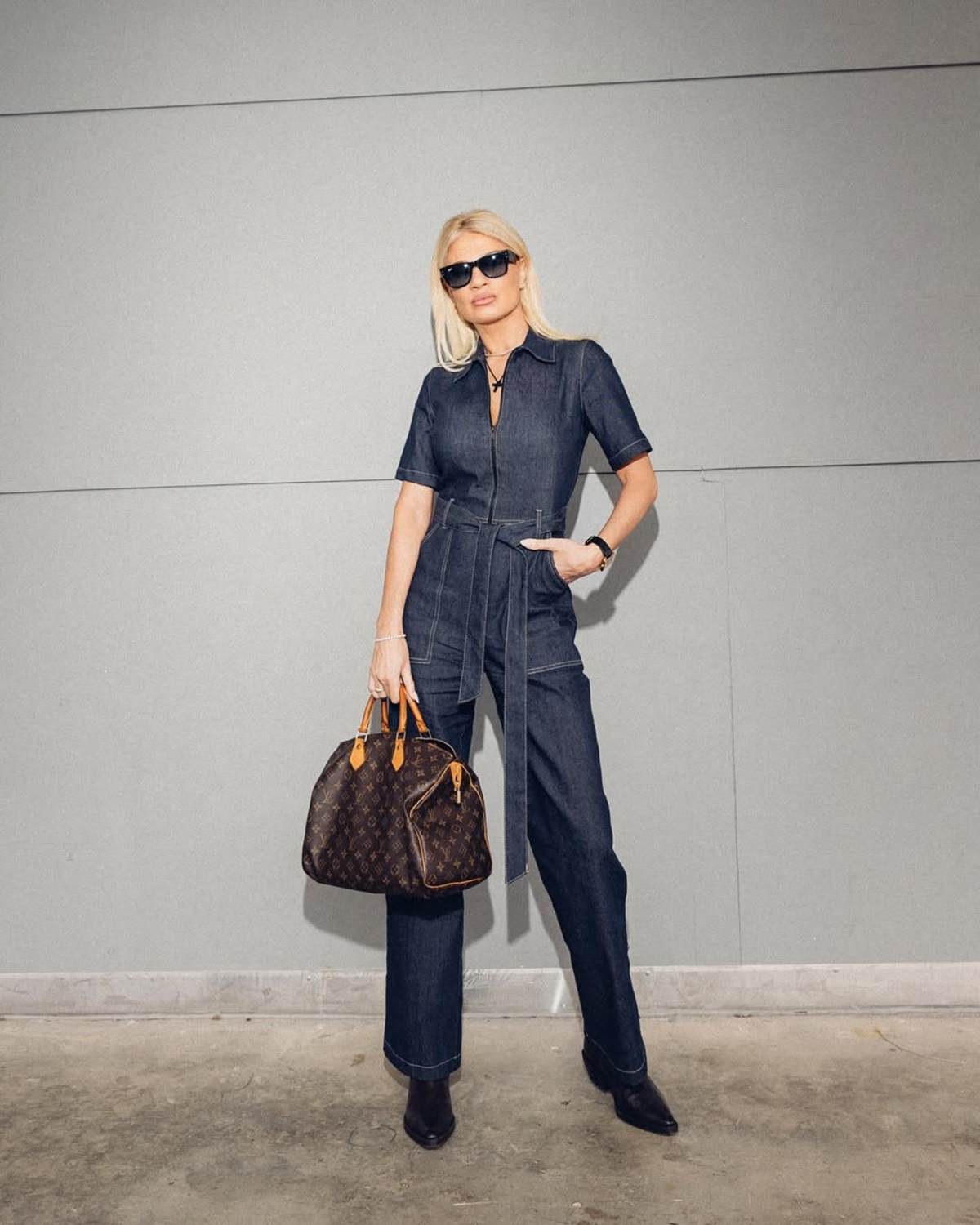 H Φαίη Σκορδά με τσάντα Louis Vuitton
