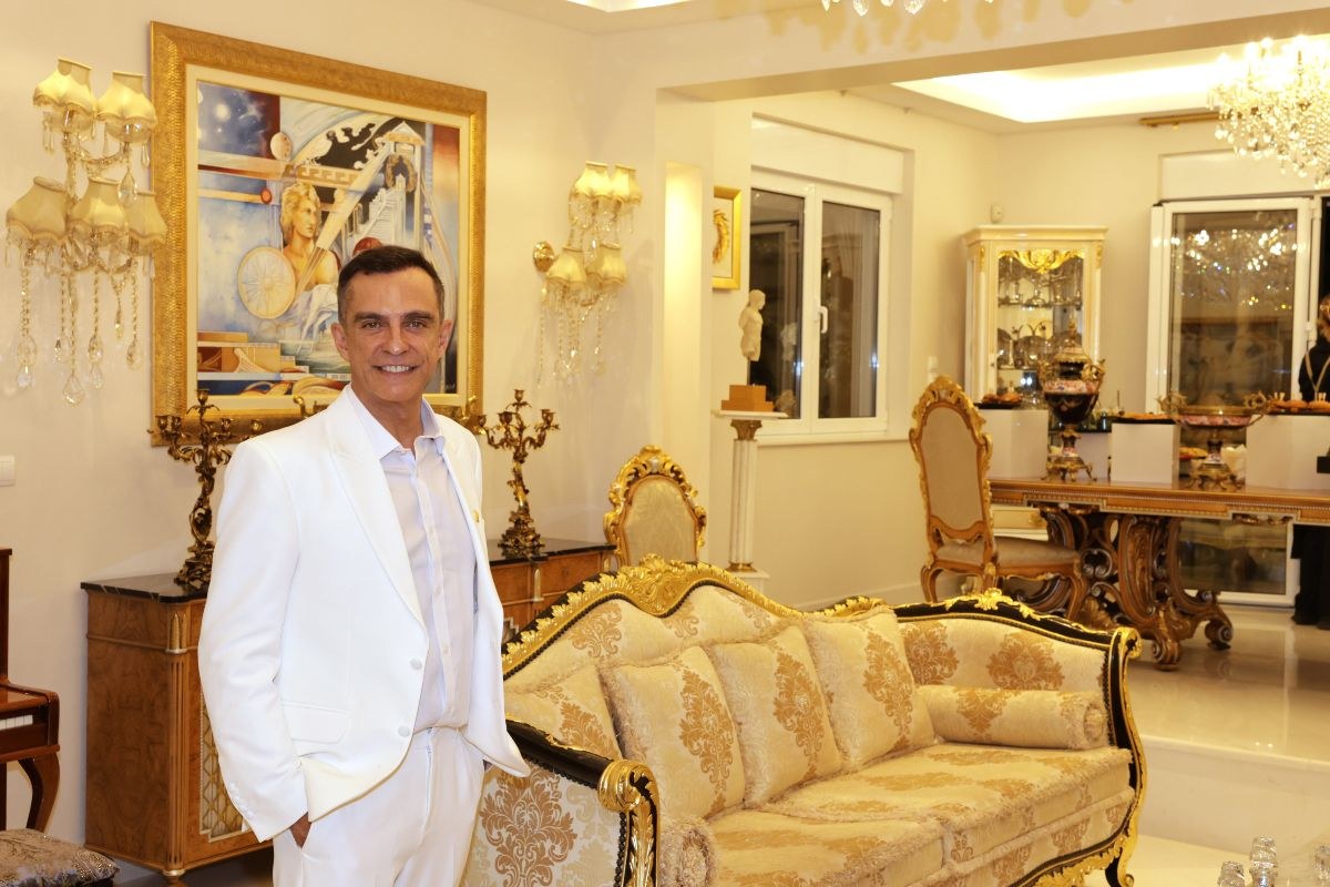 Μαρίνα Σταυράκη: Η στιγμή που οι ένοπλοι ληστές βρίσκονται στο σπίτι της στην Άνω Γλυφάδα (Βίντεο)