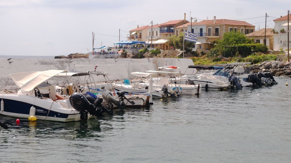 Μεσσηνιακή Μάνη: Κατάνυξη σε ένα ατμοσφαιρικό τοπίο