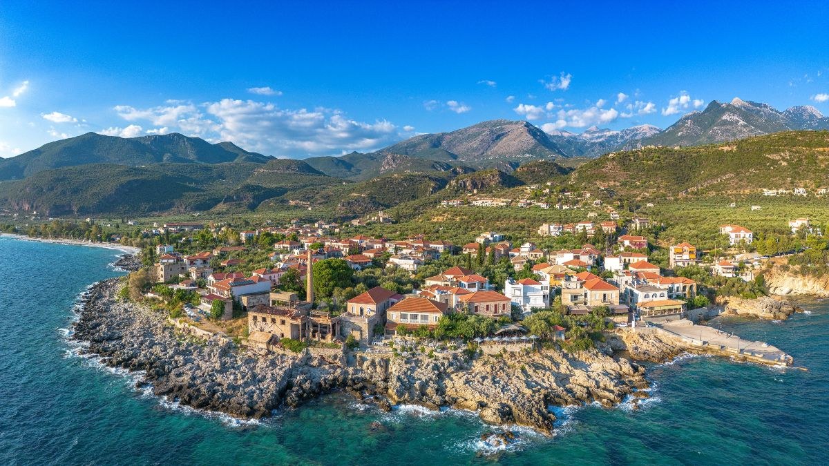 Μεσσηνιακή Μάνη: Κατάνυξη σε ένα ατμοσφαιρικό τοπίο