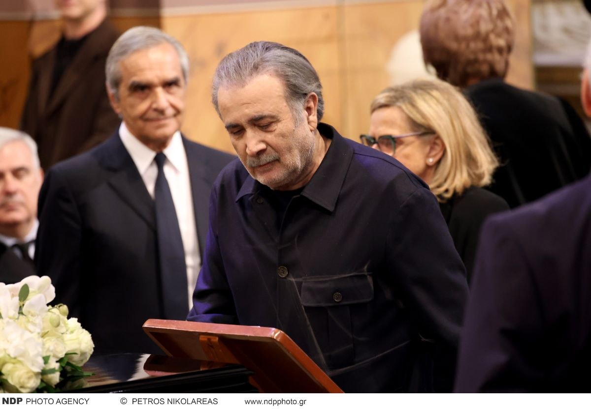 Λάκης Λαζόπουλος
