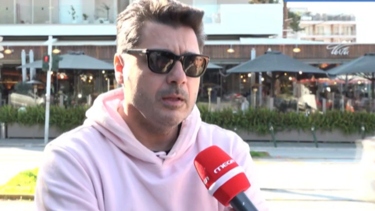 Λάμπρος Κωνσταντάρας